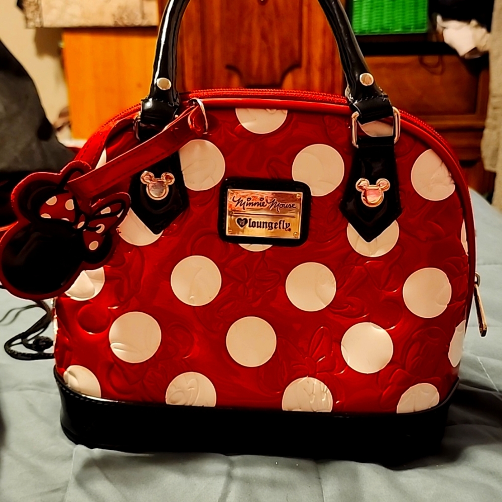 Loungefly Minne bag